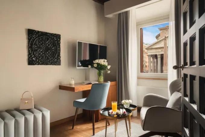 La Residenza Del Sole Al Pantheon Bed & Breakfast Rome Exterior photo