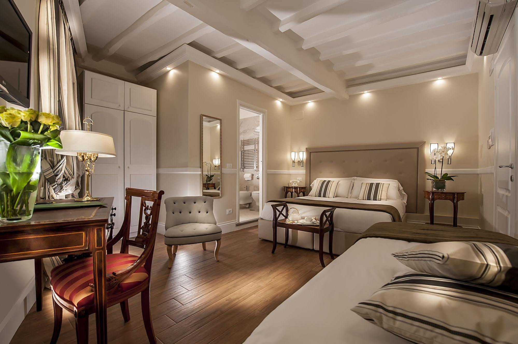 La Residenza Del Sole Al Pantheon Bed & Breakfast Rome Exterior photo